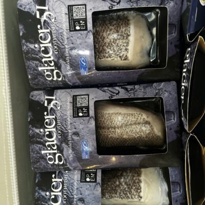 Các khay cá tuyết Úc Glacier 51 xếp trong thùng